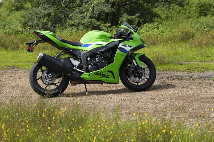 Kawasaki Ninja ZX-6R Standard On-Road Price – Features, Specs